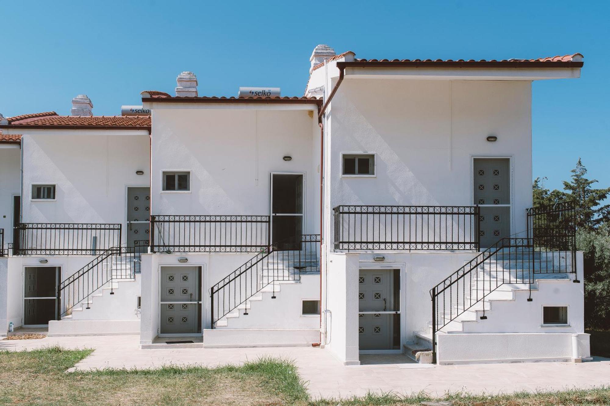 Armonia Seaside Lofts Apartment Maronia Exterior photo